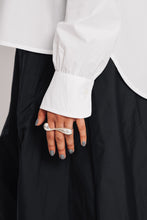 Load image into Gallery viewer, ROSETTE SHIRT 001 - WHITE